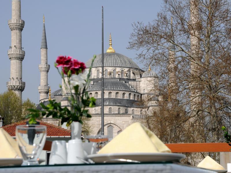 Sarnic Premier Hotel Istanbul Exterior photo