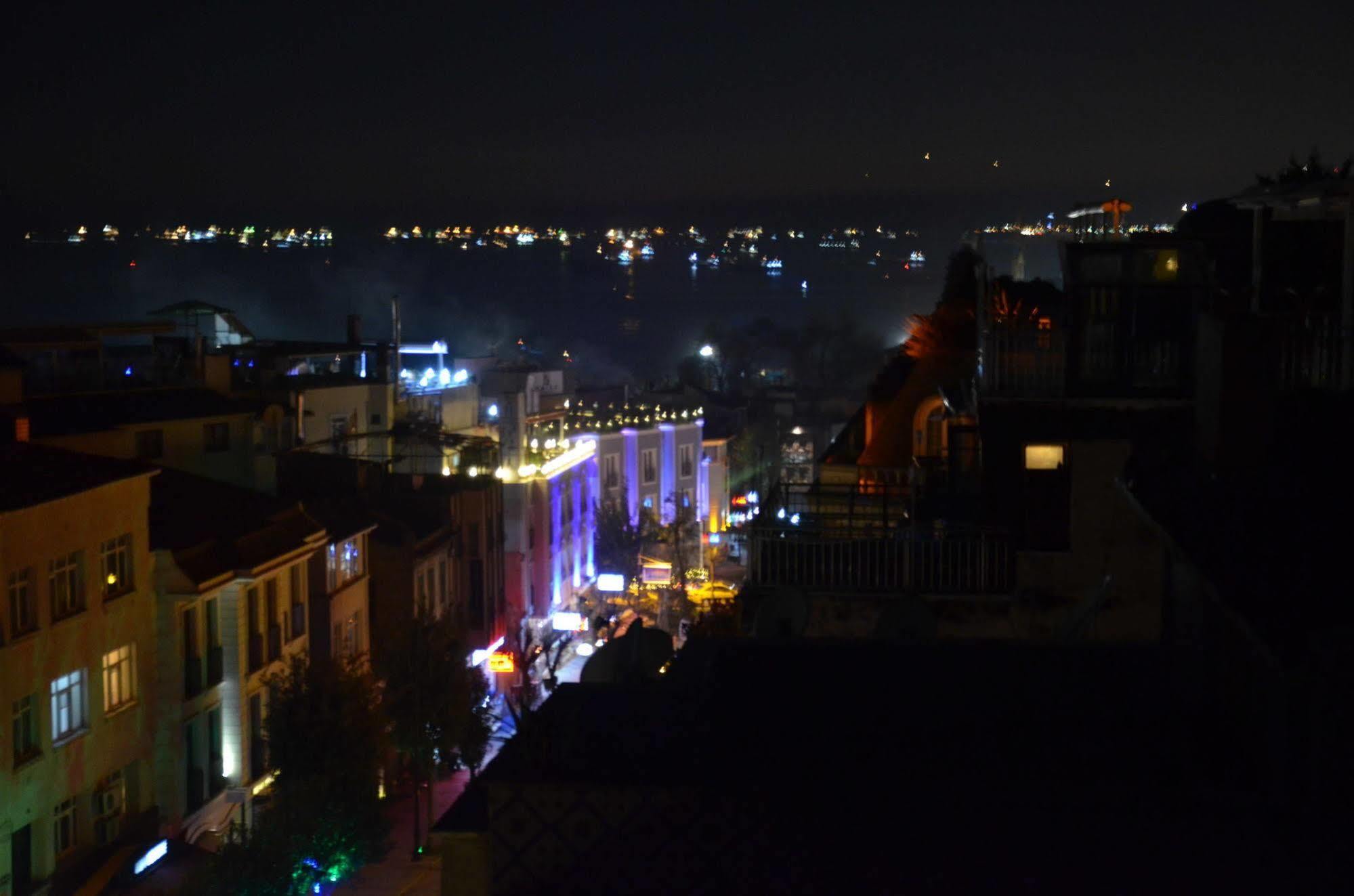 Sarnic Premier Hotel Istanbul Exterior photo